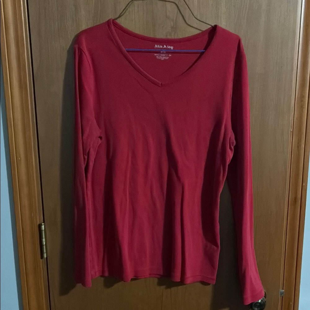 White Stag Red Fitted Long Sleeve Tee